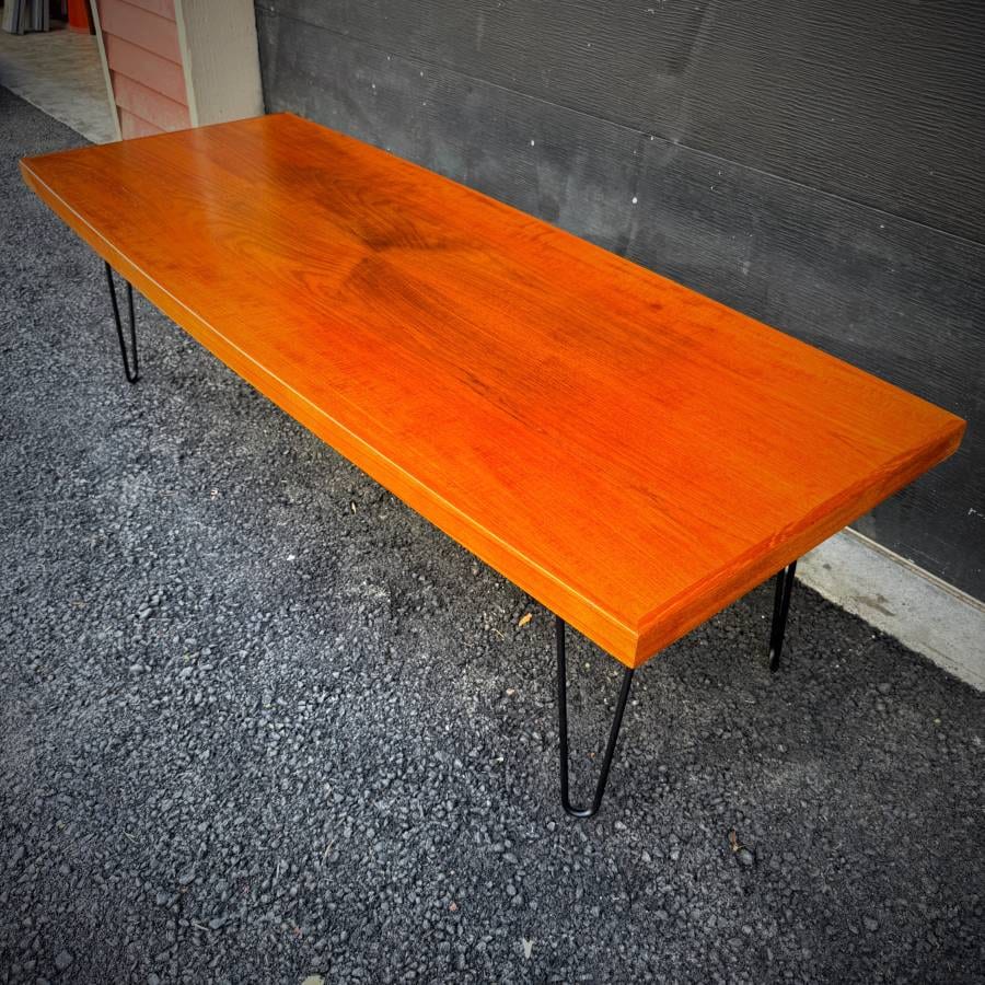 Mid century modern atomic teak surfboard coffee table — photograph 5 of 5