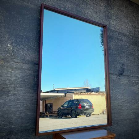 Selection of MCM mirrors