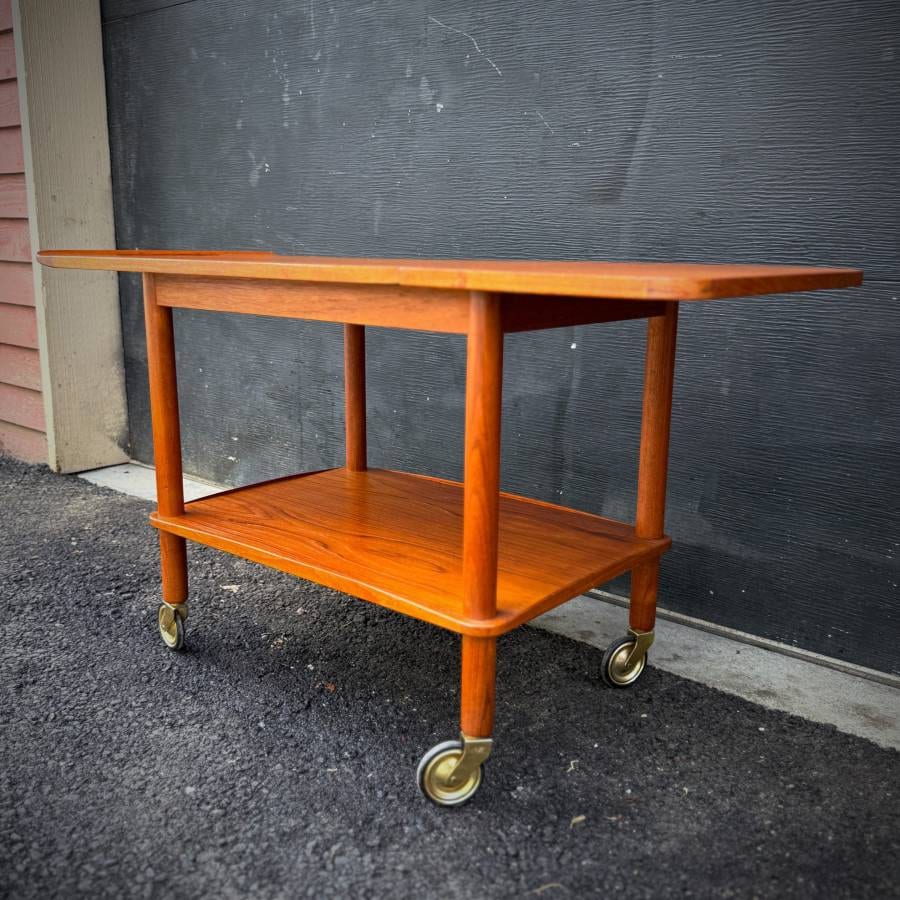 Danish modern teak expandable bar cart — photograph 6 of 7
