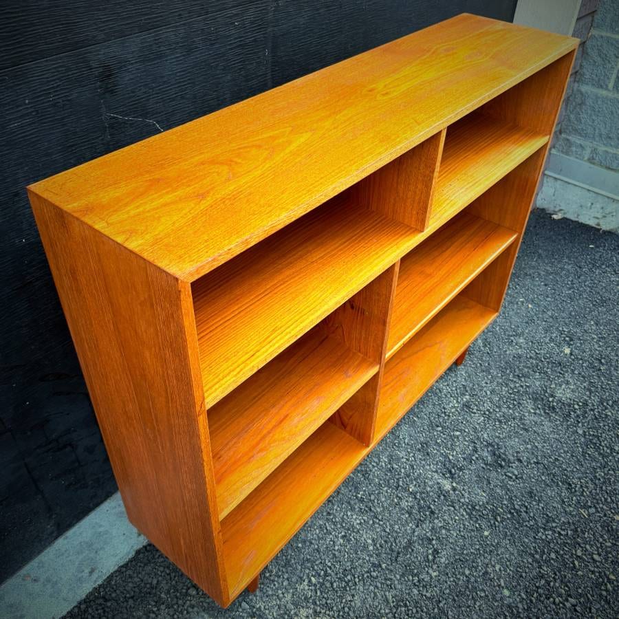 Mid century danish modern teak shelving unit — photograph 4 of 5