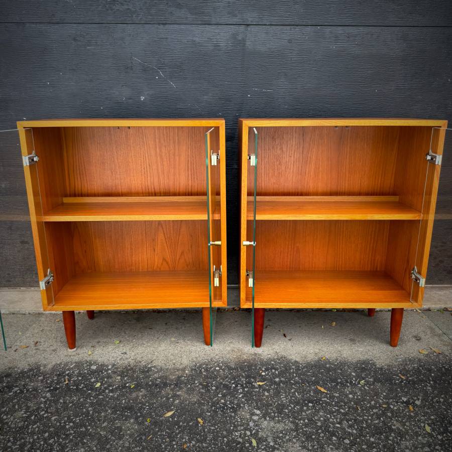Pair of compact danish modern teak and glass cabinets — photograph 6 of 7