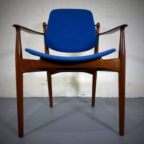 Gorgeous Arne Vodder mcm teak armchair model FD184/L made in Denmark