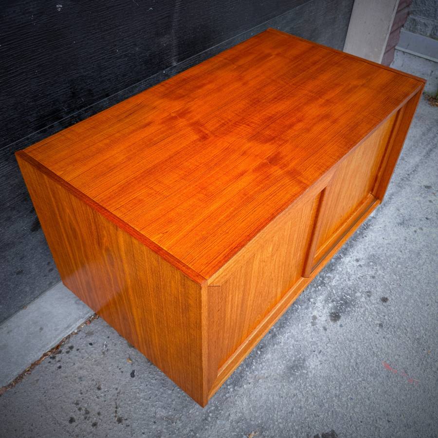 Mid century danish modern teak extra deep credenza — photograph 5 of 6