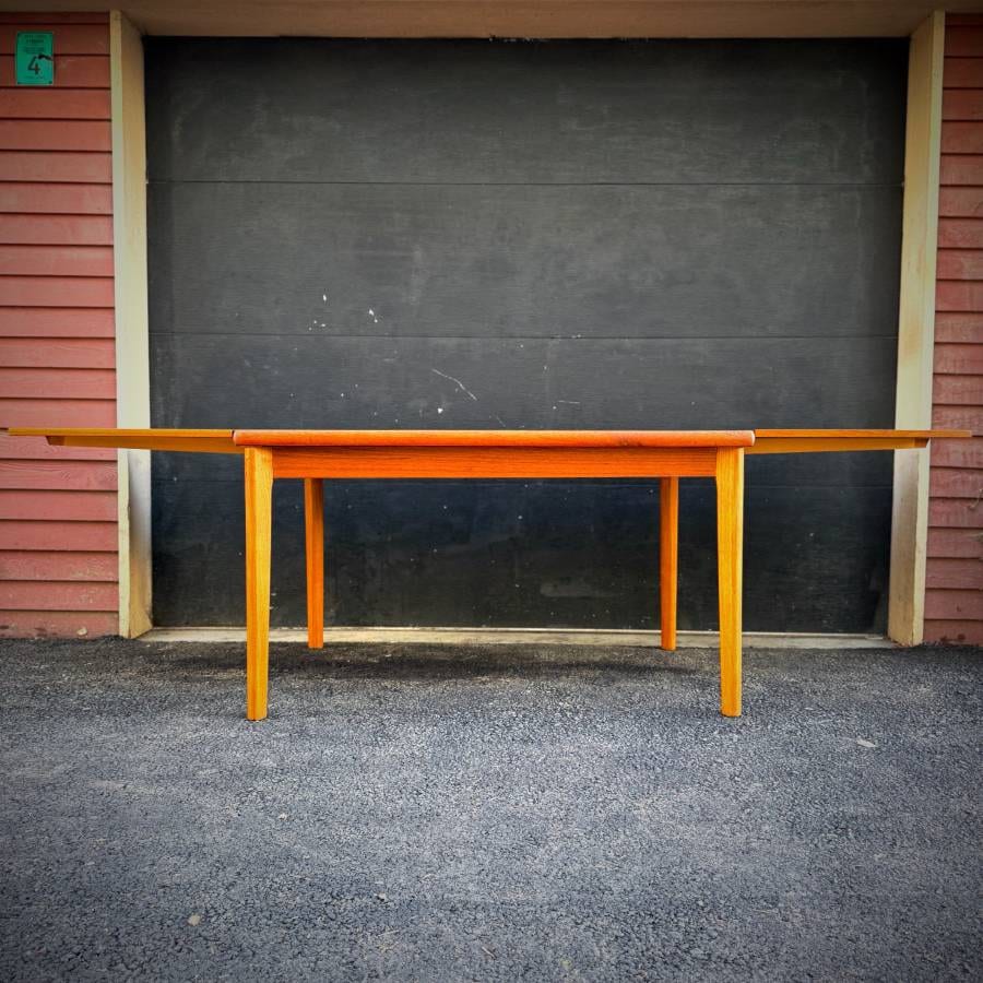 Danish modern vintage mcm teak dining table — photograph 7 of 8