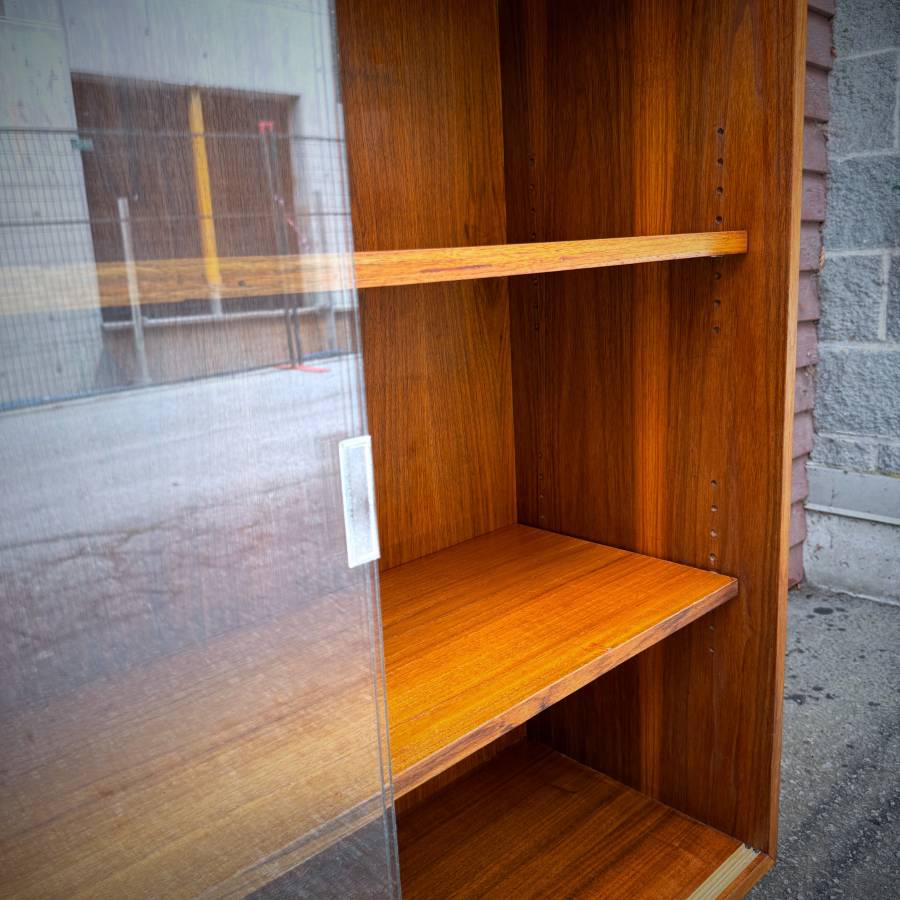Mid century modern walnut and glass shelving unit — photograph 6 of 6