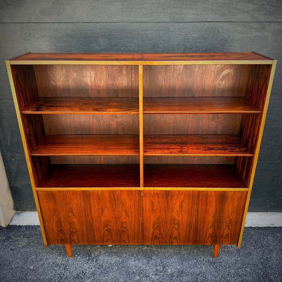 Poul Hundevad danish modern rosewood shelving unit with drop down bar — photograph 4 of 7