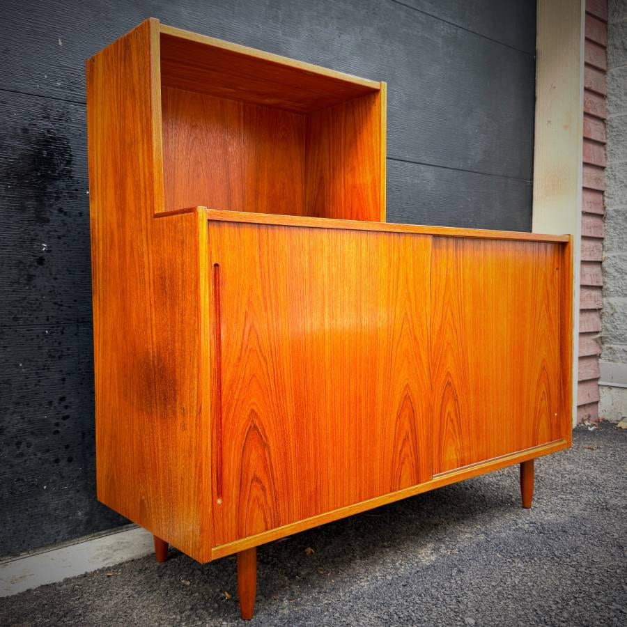 Cool assymetrical mcm teak credenza with upper LP shelf — photograph 3 of 6