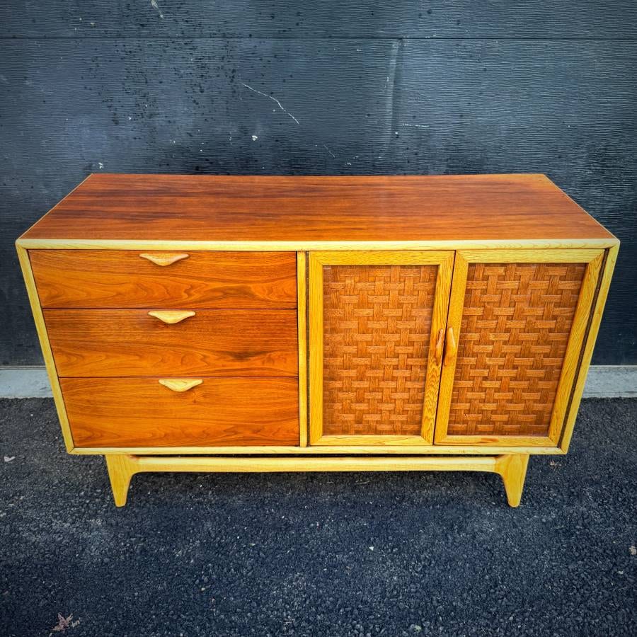 Gorgeous refinished mid century modern walnut and oak credenza by Lane — photograph 8 of 8