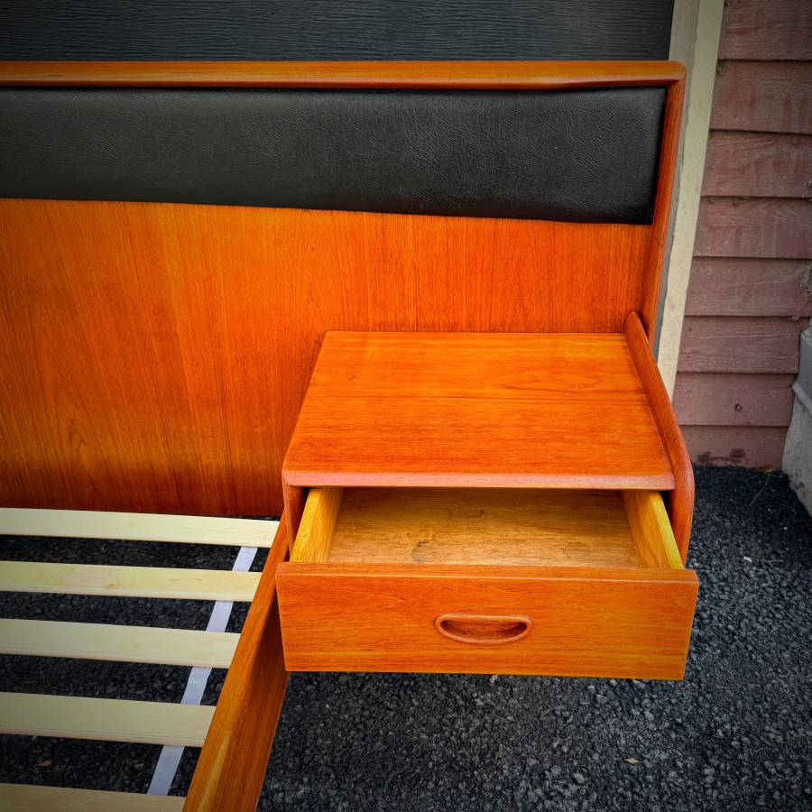 Beautiful danish modern teak and leather queen bed frame — photograph 8 of 9