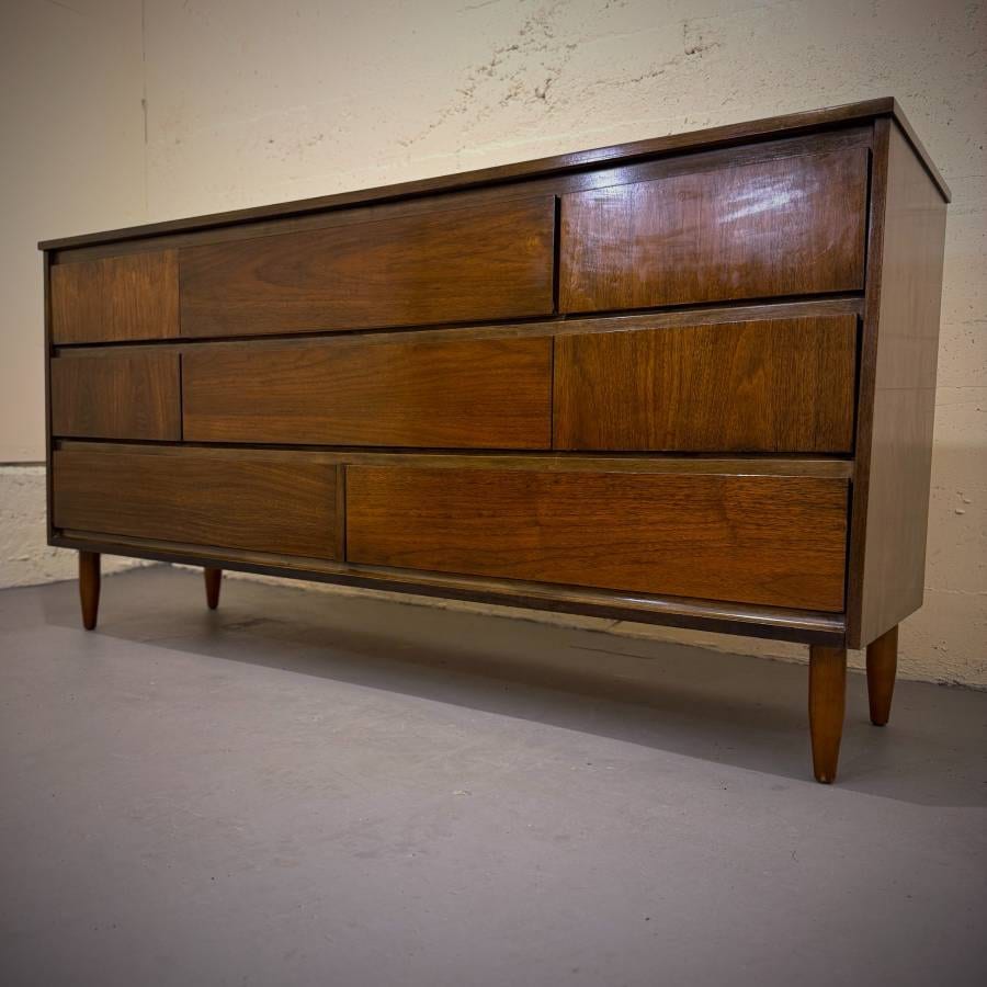 Mid century modern dark walnut 8 drawer dresser — photograph 3 of 7