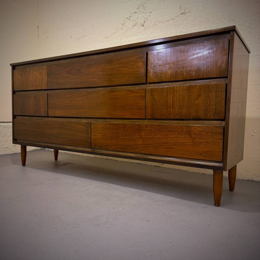 Mid century modern dark walnut 8 drawer dresser — photograph 3 of 7