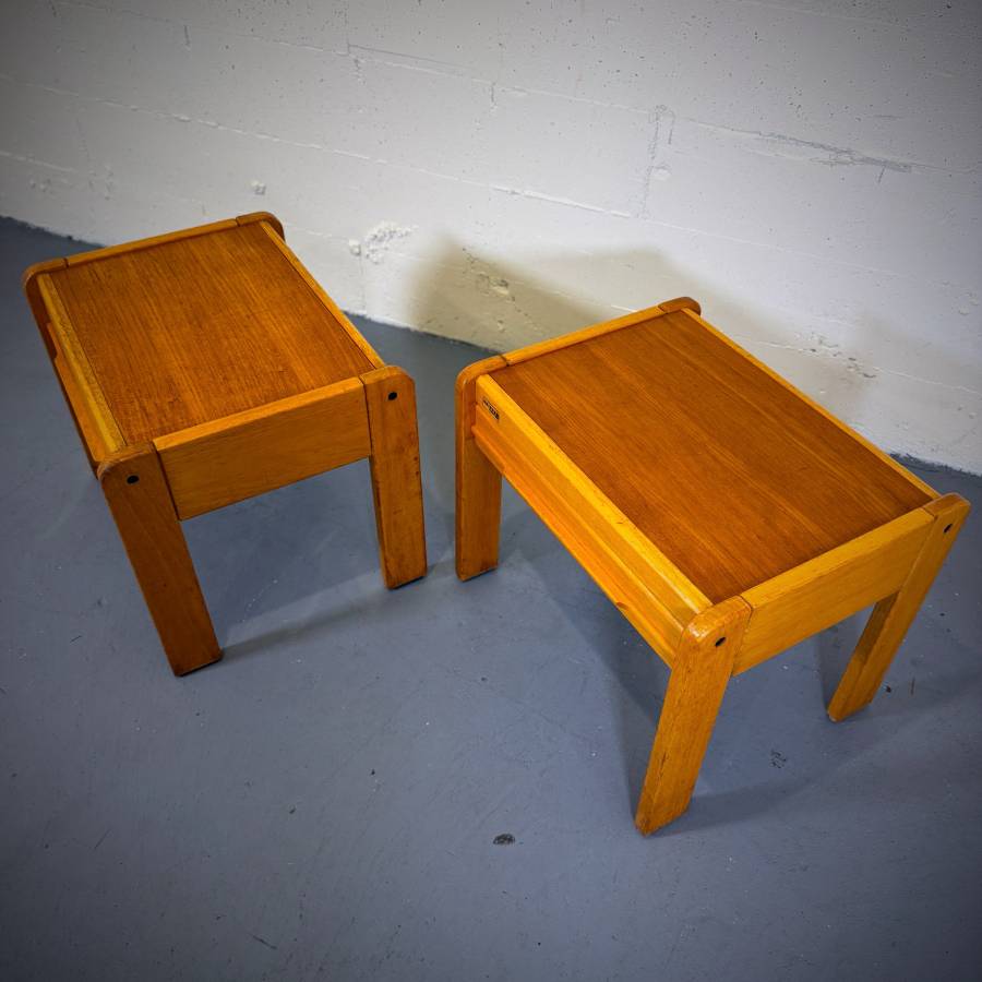 Compact mcm vintage teak and oak bedside tables — photograph 6 of 6