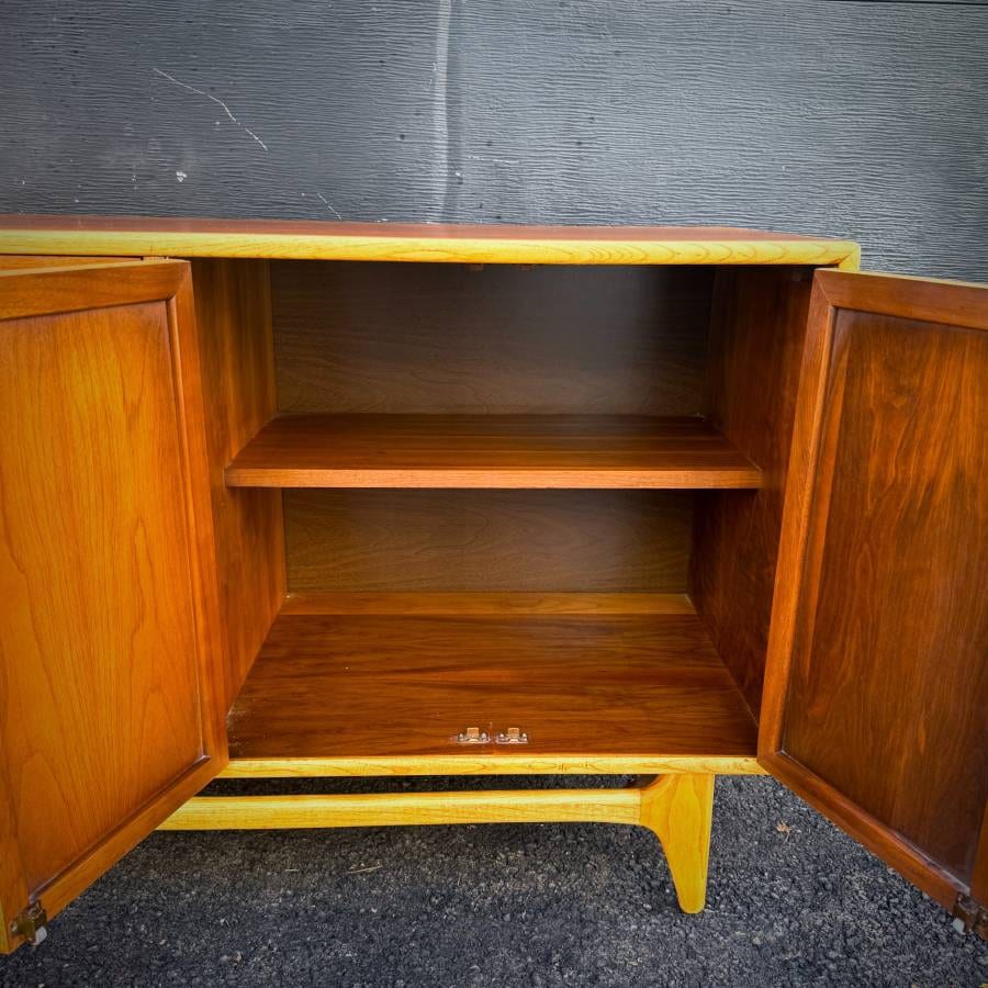 Gorgeous refinished mid century modern walnut and oak credenza by Lane — photograph 5 of 8