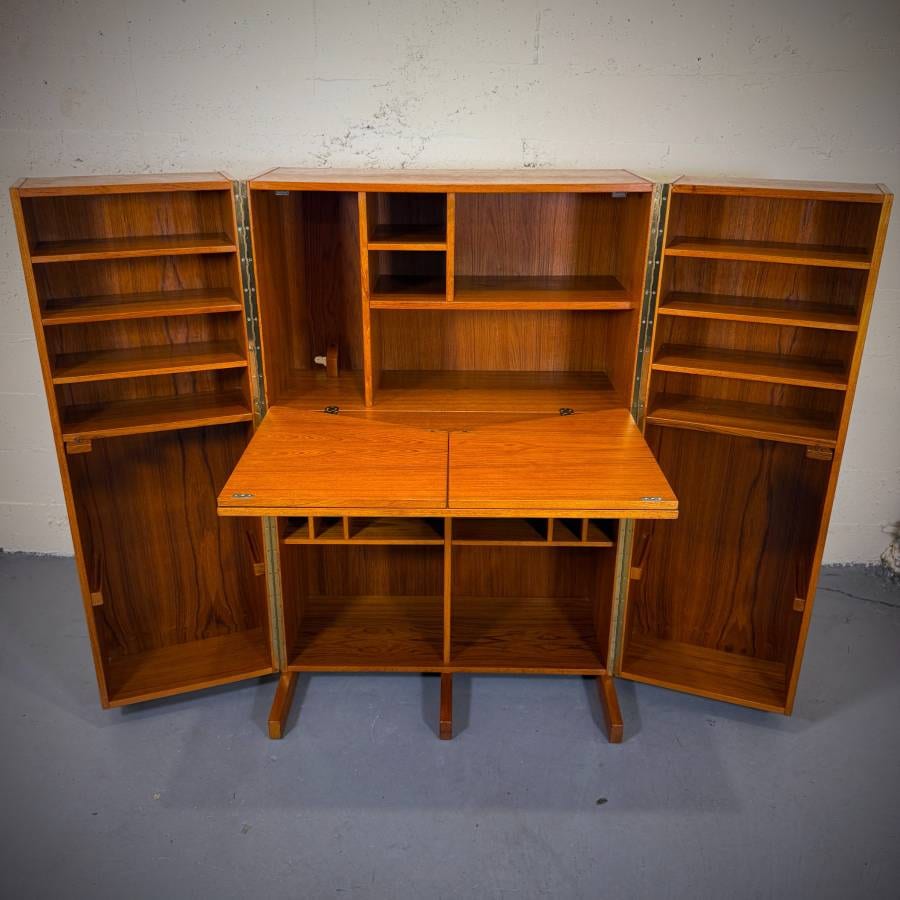 Rare 'Magic Box' fold out danish teak desk by Nils Erik Glasdam — photograph 5 of 13