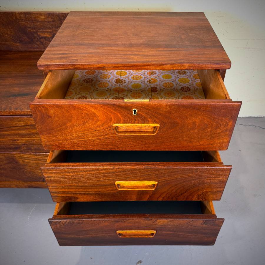 Beautiful solid afromesian teak two tier dresser — photograph 6 of 7