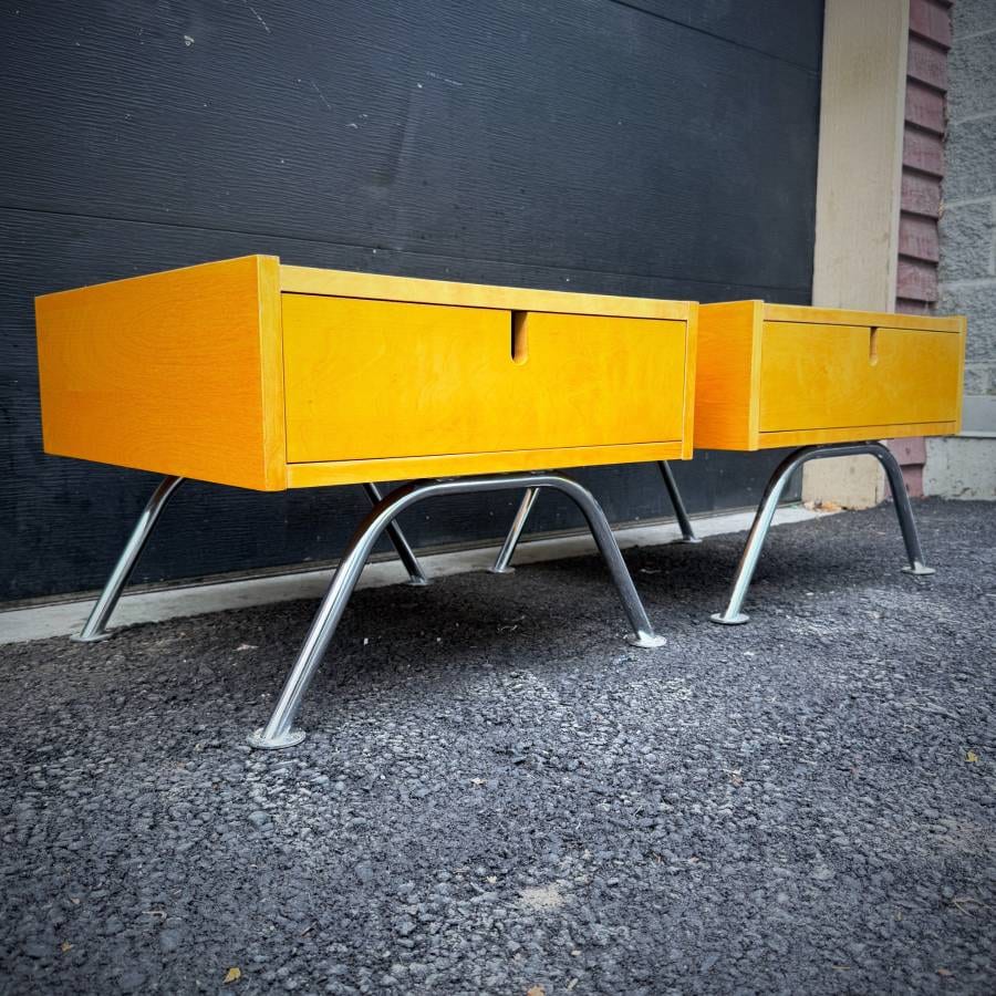 Pair of mid century modern blonde low profile side tables — photograph 3 of 6
