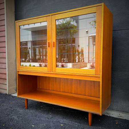 Domino mobler danish modern teak and glass shelving unit